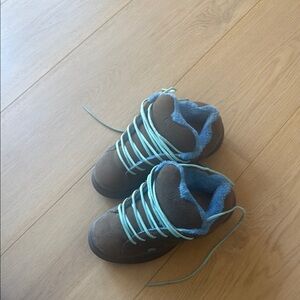 ERL
Vamp Skate suede sneakers